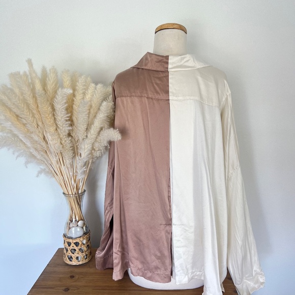 Lunya Color Block button down blouse - Picture 4 of 6